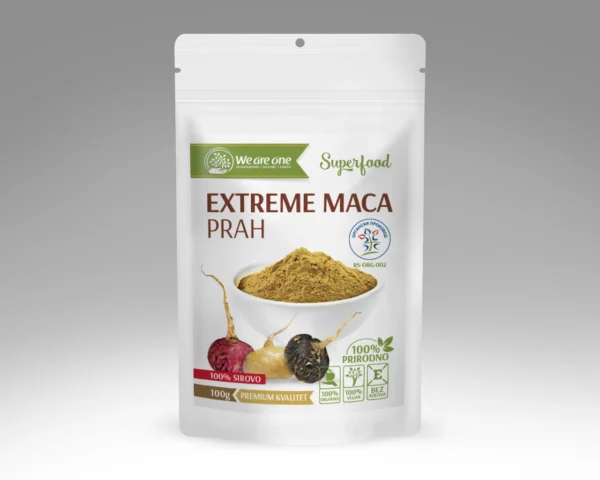 Extreme maka prah u beloj kesici sa svetlim prahom i tri varijeteta maka korena